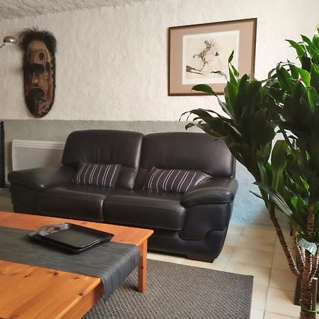 Appartement 55 M2 Proche Commerces Et Parking Rivesaltes Esterno foto