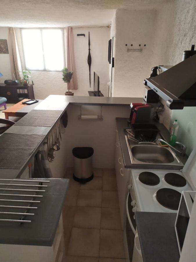 Appartement 55 M2 Proche Commerces Et Parking Rivesaltes Esterno foto