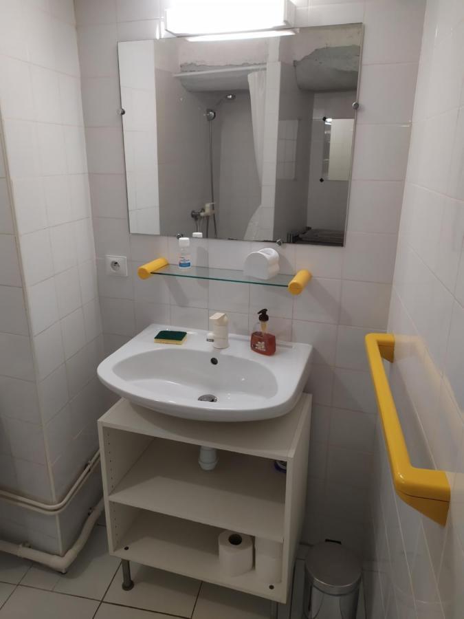 Appartement 55 M2 Proche Commerces Et Parking Rivesaltes Esterno foto